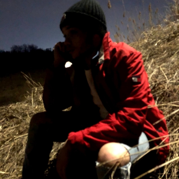 Men's Medium Rare Red Vintage Hilfiger Jacket - Picture 8 of 9